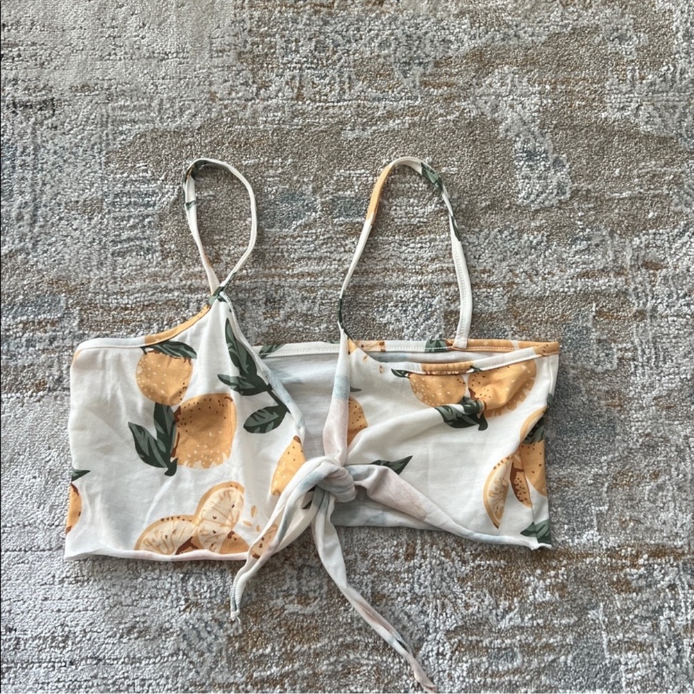 ‼️ Lemon Print Tie-Front Crop Top ‼️